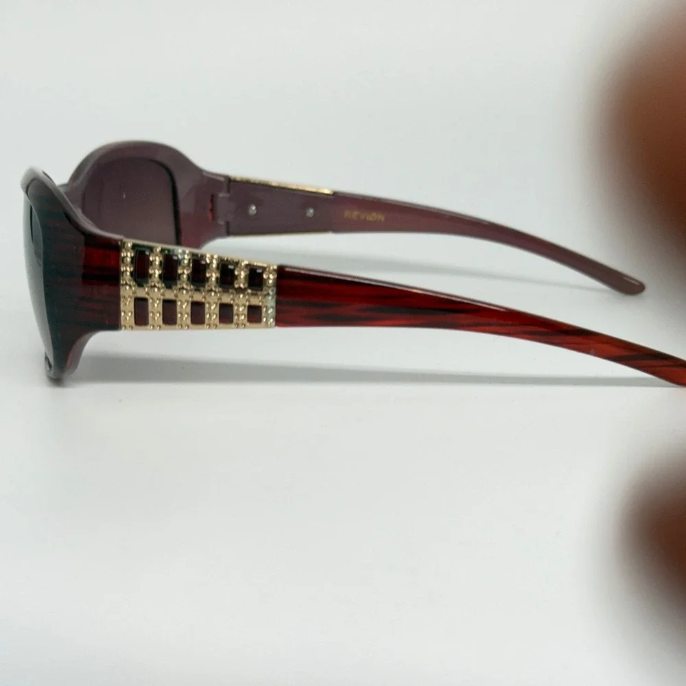 Revlon Womens Sunglasses‎ Red Tortoise Rectangle OL1214 RVN 37 Gold Detail 21729